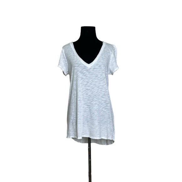 T. la white v neck short cuffed sleeves tee size Small - Picture 10 of 10